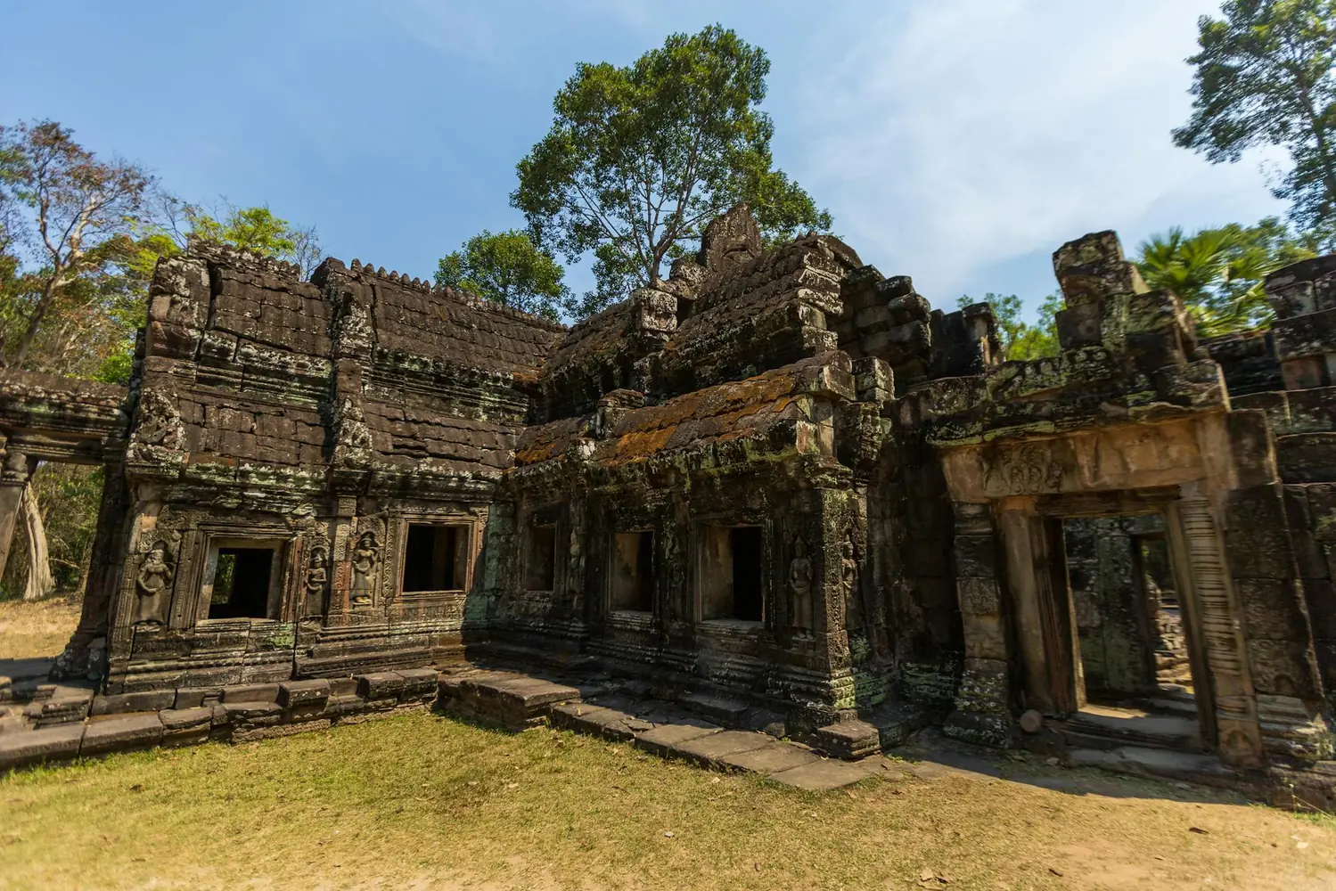 Unveiling the Majestic Architecture of Angkor Wat in Cambodia