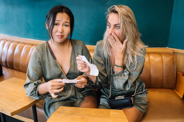 How to Identify and Manage Hidden Costs in Last-Minute Flights